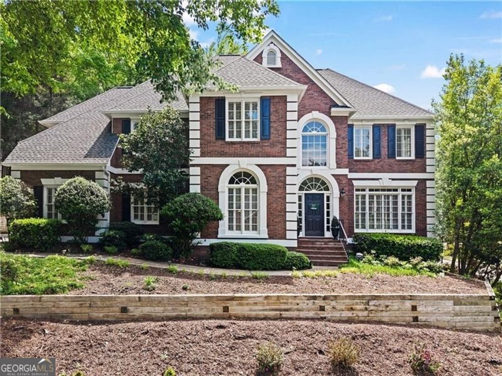 425 Abbeywood Drive, Roswell, GA 30075