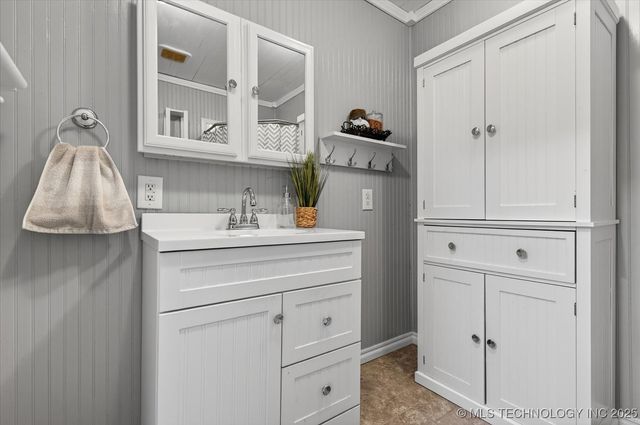 322 NE Rockwood Avenue, Bartlesville, OK 74006