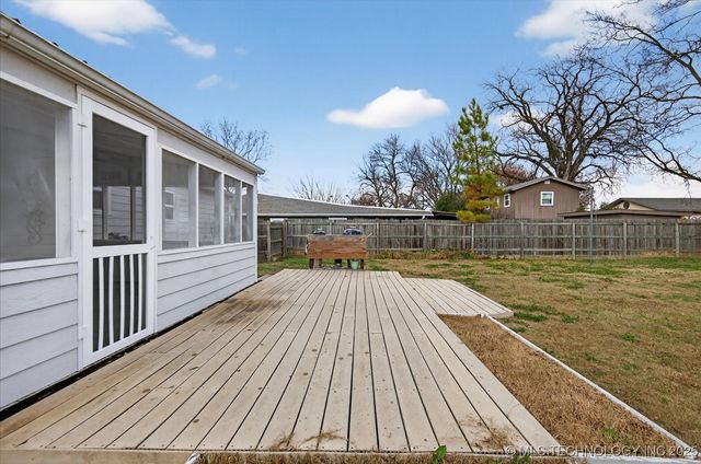 322 NE Rockwood Avenue, Bartlesville, OK 74006