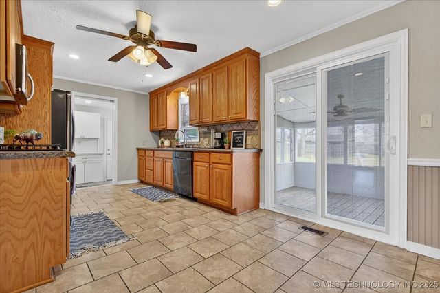 322 NE Rockwood Avenue, Bartlesville, OK 74006