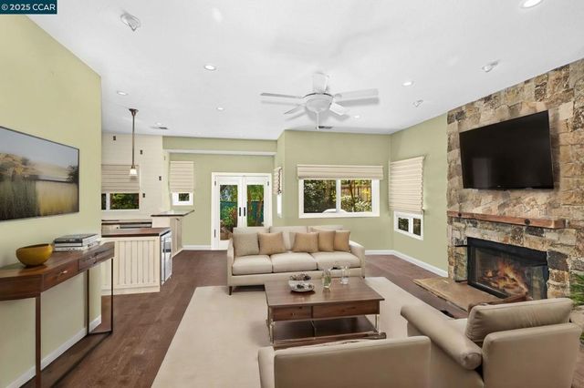 5233 5233 Boulder Ct, Concord, CA 94521