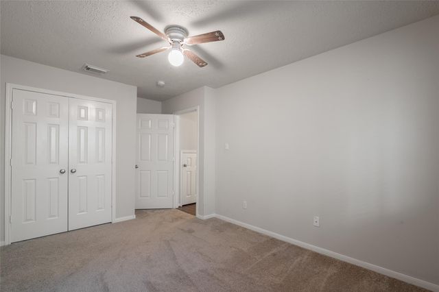 95 E Whistlers Bend Circle, The Woodlands, TX 77384