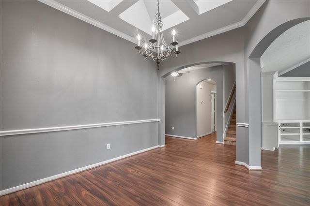 95 E Whistlers Bend Circle, The Woodlands, TX 77384