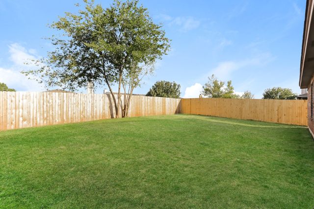 8117 Sweetwater Lane, Fort Worth, TX 76134