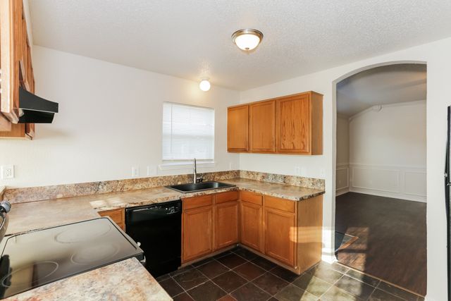 8117 Sweetwater Lane, Fort Worth, TX 76134