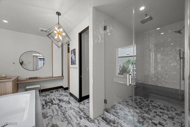 5 HIGHLAND COVE Lane, Henderson, NV 89011