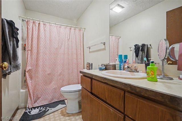 1503 Whitehall Boulevard, Kent, OH 44240