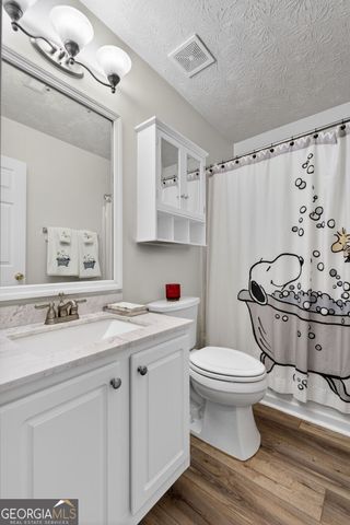 147 Lake Cove Approach, Newnan, GA 30265