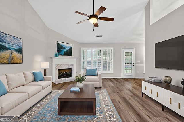 147 Lake Cove Approach, Newnan, GA 30265