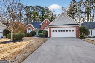 147 Lake Cove Approach, Newnan, GA 30265