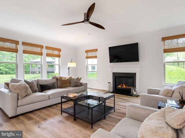 17109 GULLWING DR, Dumfries, VA 22026