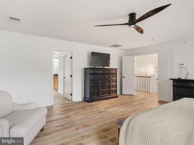 17109 GULLWING DR, Dumfries, VA 22026