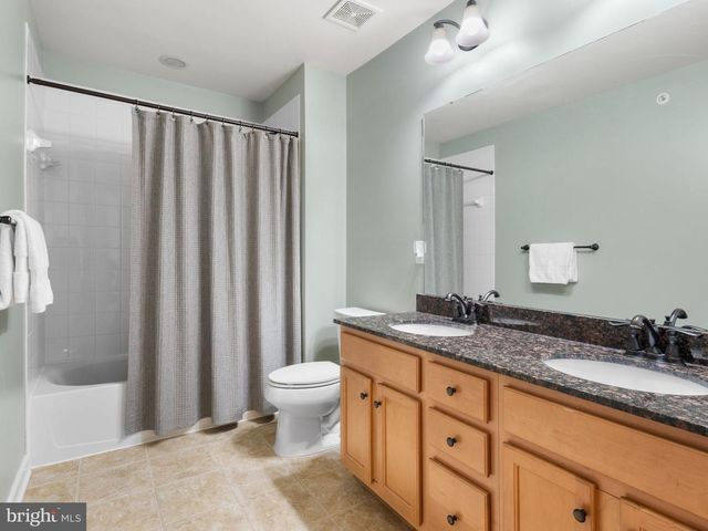 17109 GULLWING DR, Dumfries, VA 22026