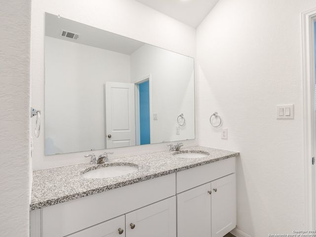 2112 Wood Thrush, New Braunfels, TX 78130