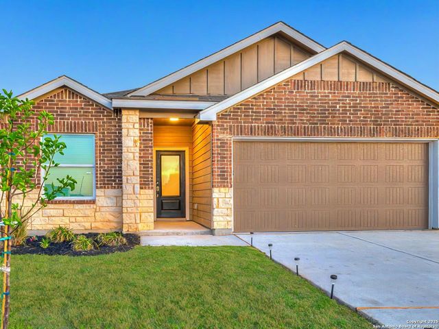 2112 Wood Thrush, New Braunfels, TX 78130