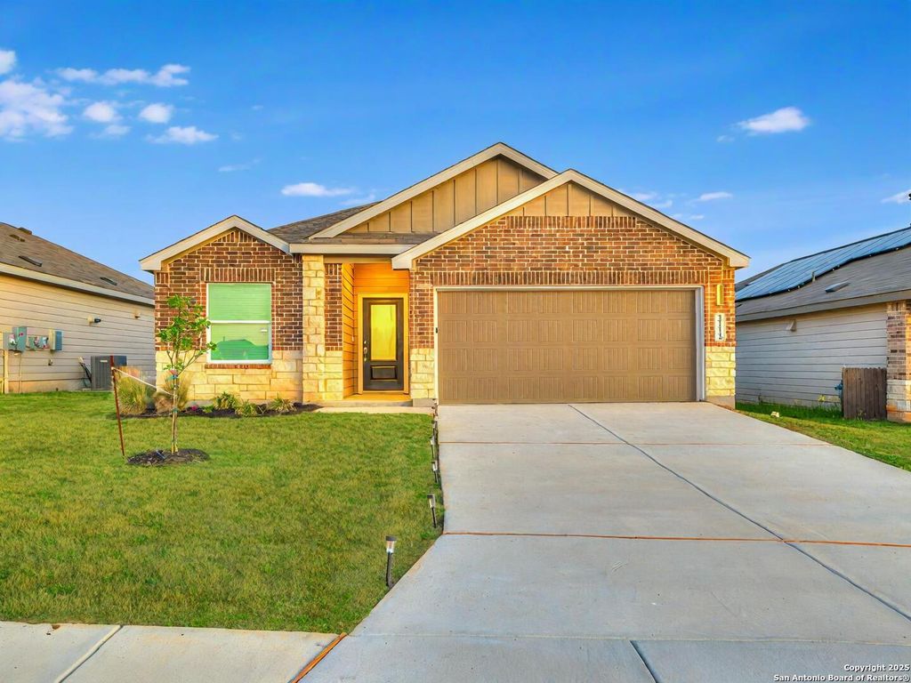 2112 Wood Thrush, New Braunfels, TX 78130