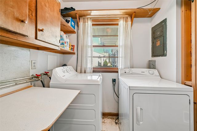 329 2nd Street, Atkins, IA 52206