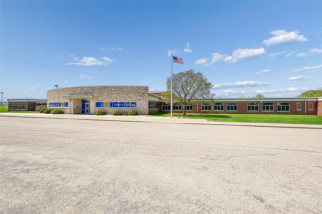 329 2nd Street, Atkins, IA 52206