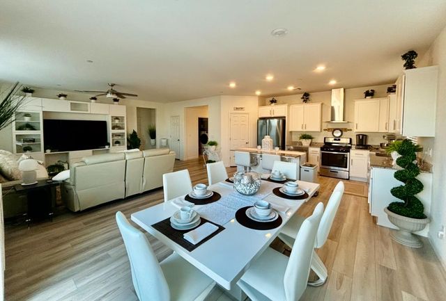 8210 Scrimshaw Way, Sacramento, CA 95829