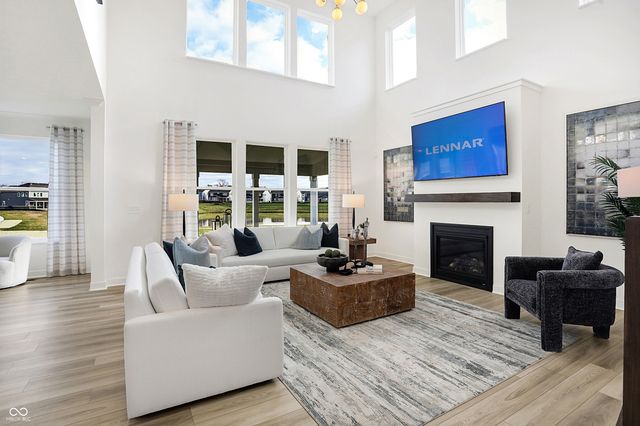 19843 Hazelnut Boulevard, Noblesville, IN 46062