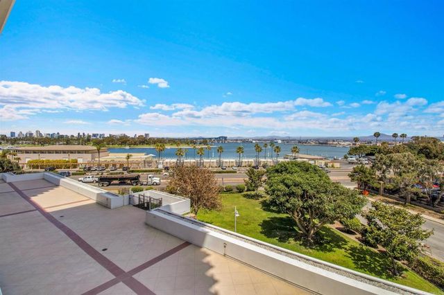 1820 Avenida Del Mundo 304, Coronado, CA 92118