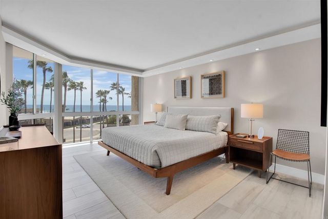 1820 Avenida Del Mundo 304, Coronado, CA 92118