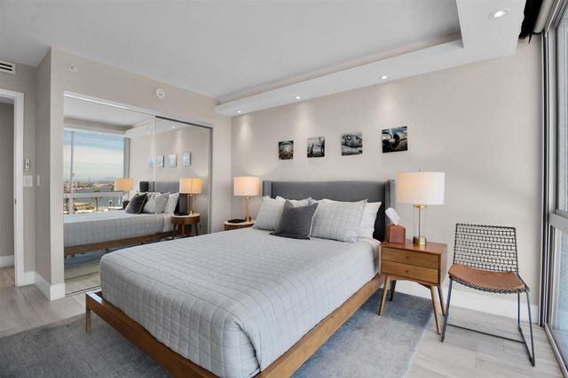 1820 Avenida Del Mundo 304, Coronado, CA 92118