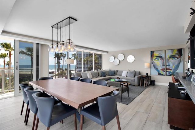 1820 Avenida Del Mundo 304, Coronado, CA 92118