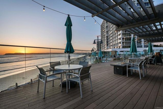 1820 Avenida Del Mundo 304, Coronado, CA 92118