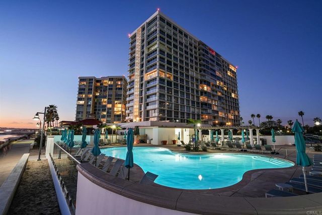 1820 Avenida Del Mundo 304, Coronado, CA 92118