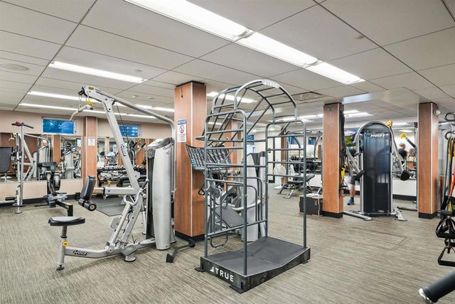 1820 Avenida Del Mundo 304, Coronado, CA 92118
