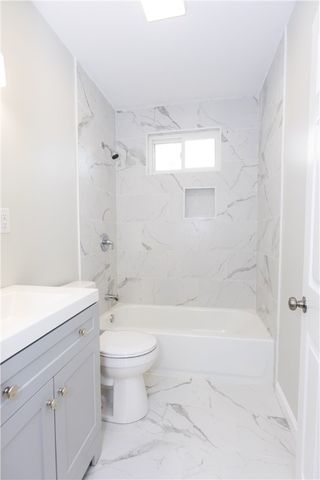 45 Tourtelott Avenue, Warwick, RI 02886