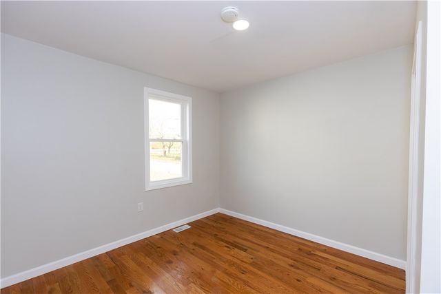 45 Tourtelott Avenue, Warwick, RI 02886