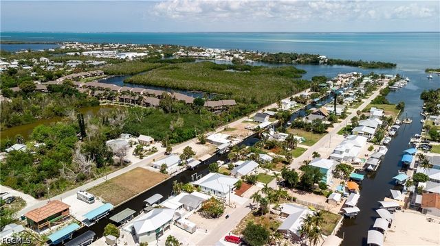16201 Porto Bello ST, Bokeelia, FL 33922