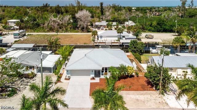 16201 Porto Bello ST, Bokeelia, FL 33922