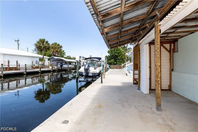 16201 Porto Bello ST, Bokeelia, FL 33922