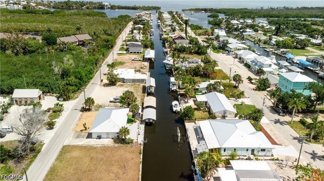 16201 Porto Bello ST, Bokeelia, FL 33922