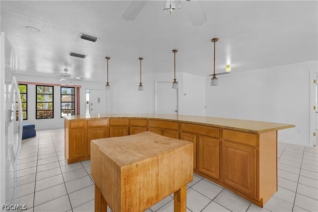 16201 Porto Bello ST, Bokeelia, FL 33922
