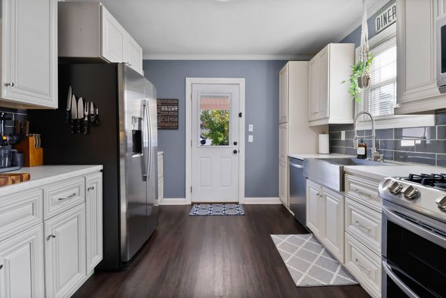 1709 Parkview Avenue, Whiting, IN 46394