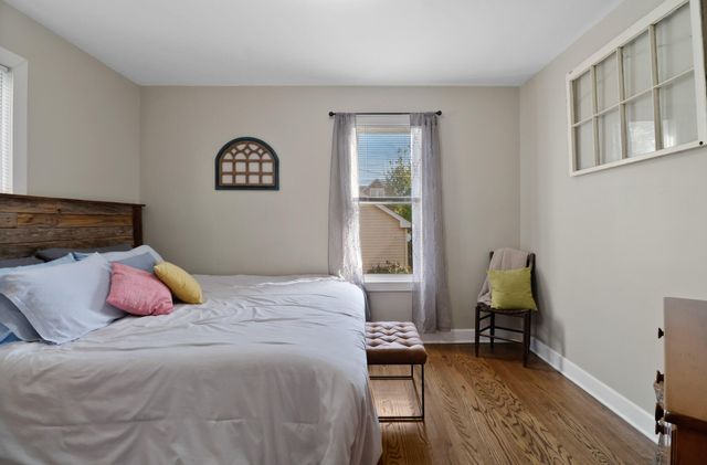 1709 Parkview Avenue, Whiting, IN 46394