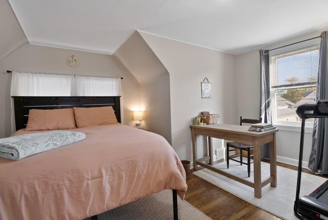 1709 Parkview Avenue, Whiting, IN 46394