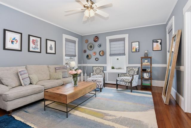 92 North Street 92, Medfield, MA 02052