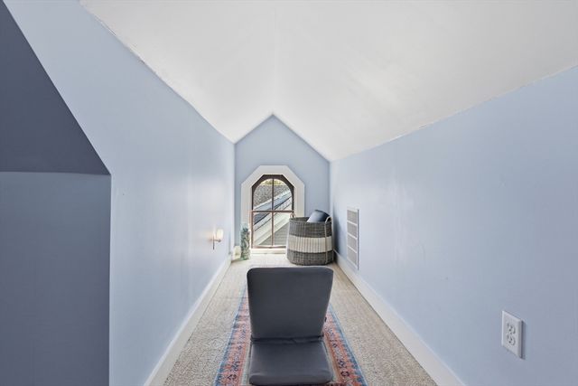 92 North Street 92, Medfield, MA 02052