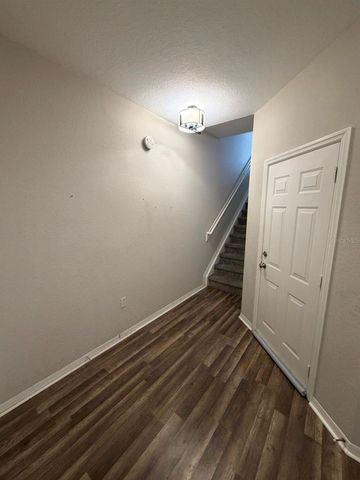 5220 W KENNEDY BOULEVARD, Tampa, FL 33609