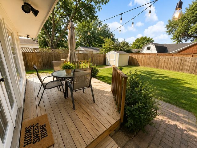 1818 N Plymouth Drive N, Irving, TX 75061