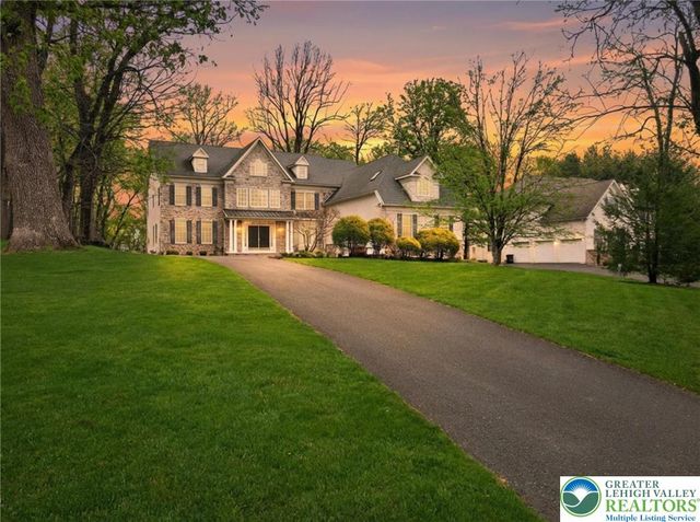 4321 Lotus Lane, Upper Saucon Twp, PA 18036