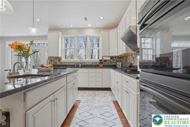 4321 Lotus Lane, Upper Saucon Twp, PA 18036