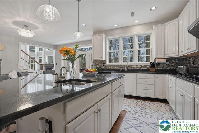 4321 Lotus Lane, Upper Saucon Twp, PA 18036