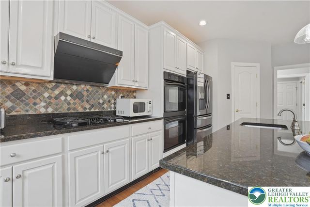 4321 Lotus Lane, Upper Saucon Twp, PA 18036