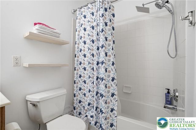 4321 Lotus Lane, Upper Saucon Twp, PA 18036